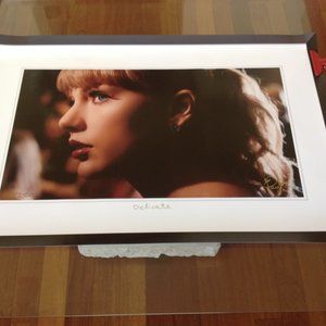Taylor Swift Limited Edition Lithograph #857/2500